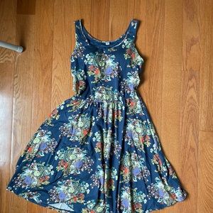 uniqlo knee length floral dress with bra padding